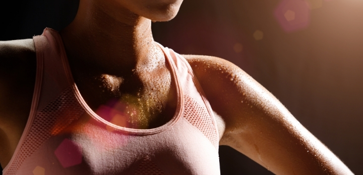  FUNCTIONAL FINISHES : Moisture Management