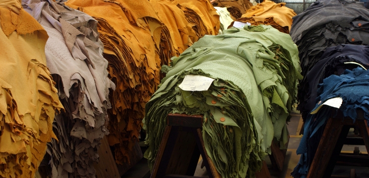 LEATHER : Re-Tanning